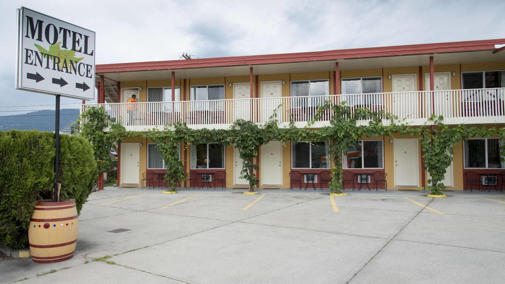 Maple Leaf Motel Inn Towne Osoyoos Exteriör bild