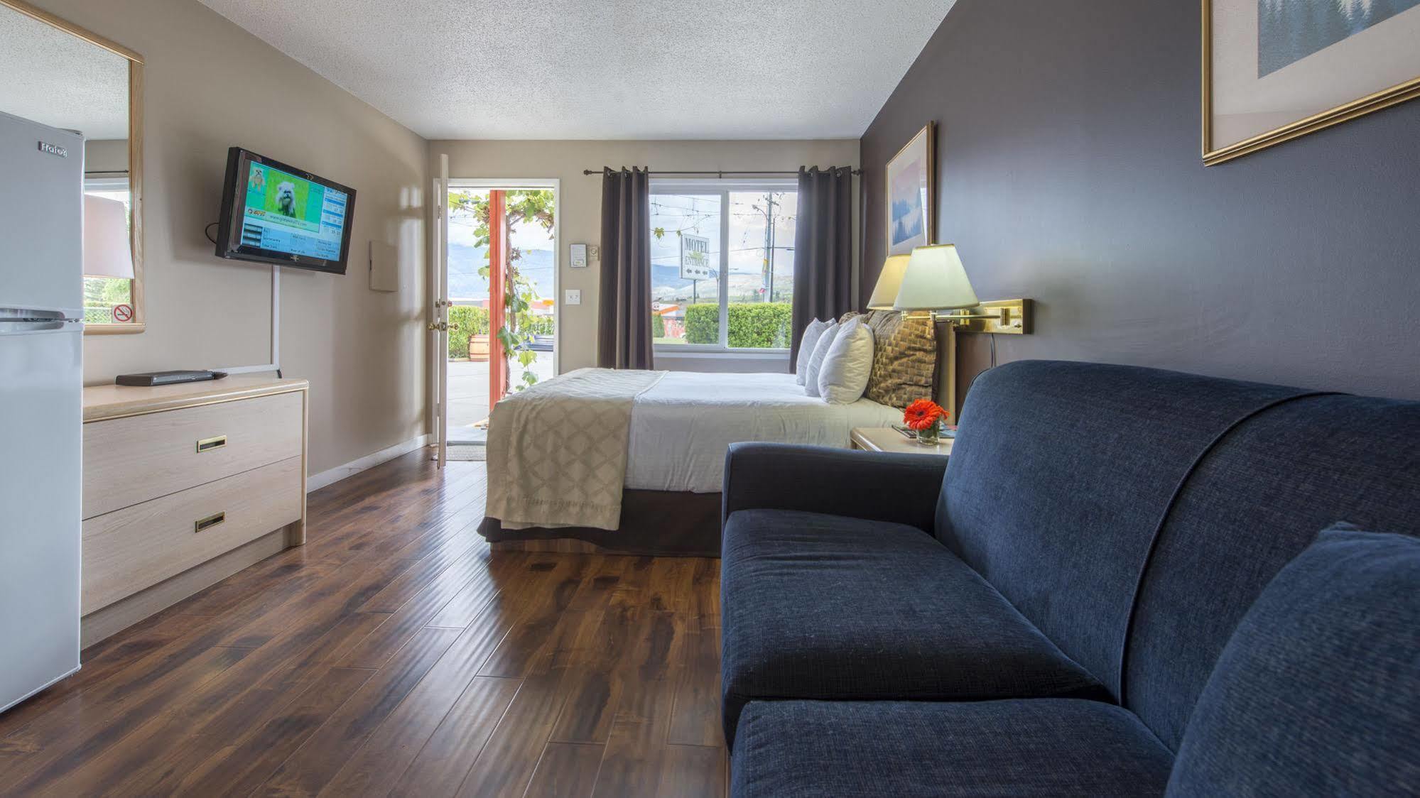 Maple Leaf Motel Inn Towne Osoyoos Exteriör bild